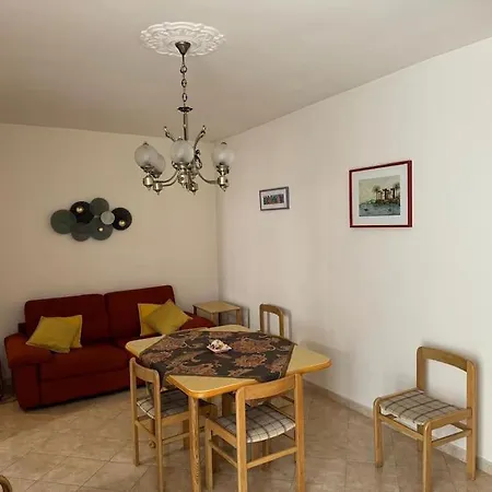Apartment House Sisters Gallipoli